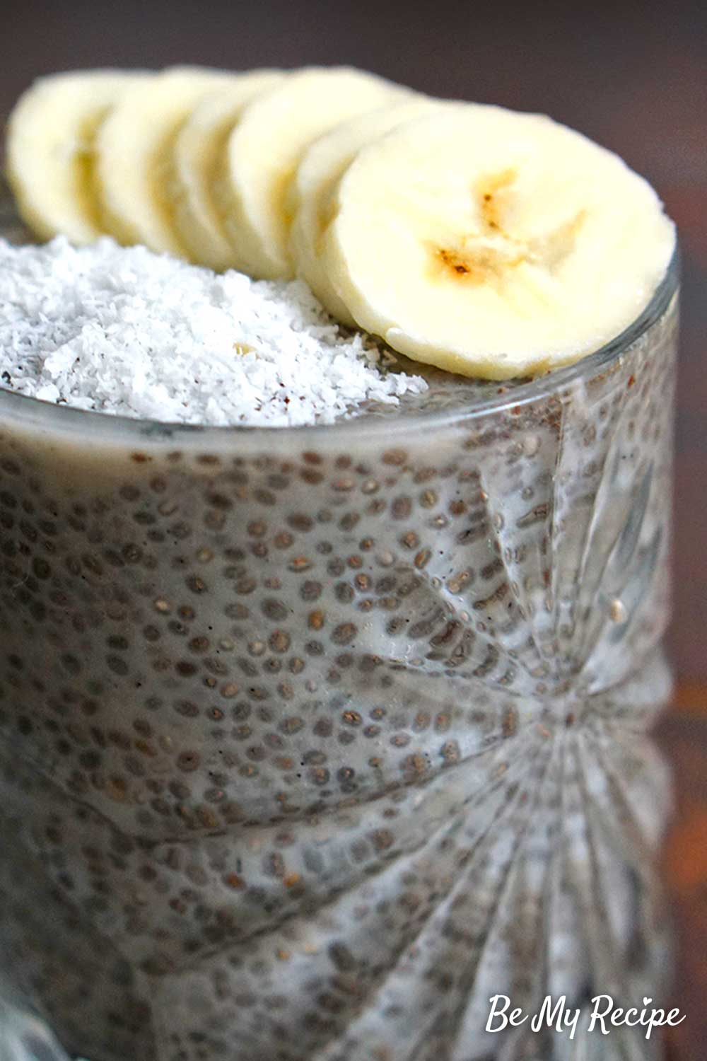 Vanilla Banana Chia Pudding Recipe for a Luxuriously Sweet and Creamy Dessert