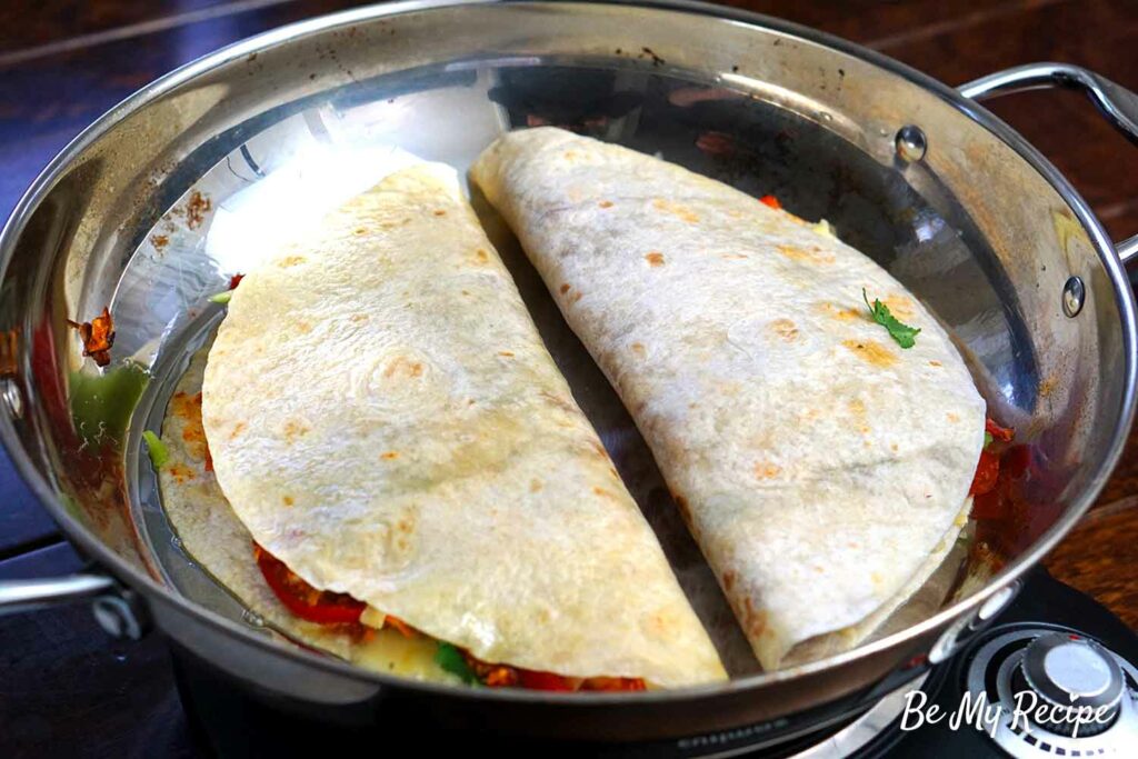 Chicken Quesadillas step-by-step (tortillas with the filling in the pan)