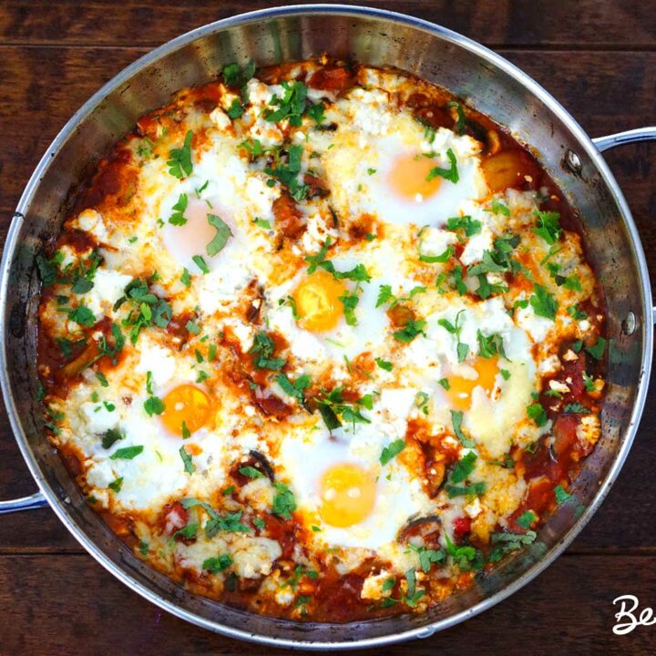 Shakshuka with Zucchini and Bell Peppers