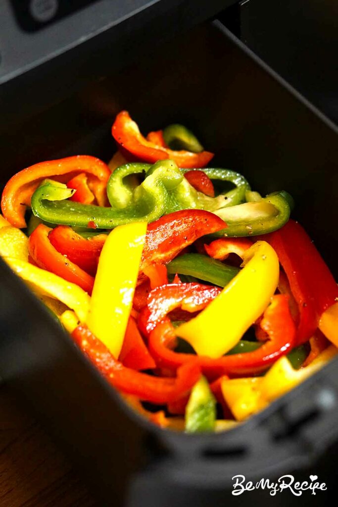 bell pepper slices in the air fryer